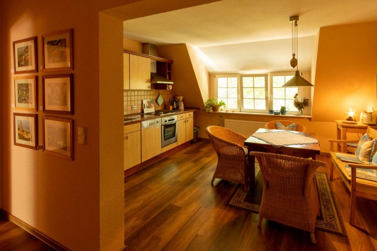 Gutshaus Von Bismarck Apartment An der Schmucke Bagian luar foto